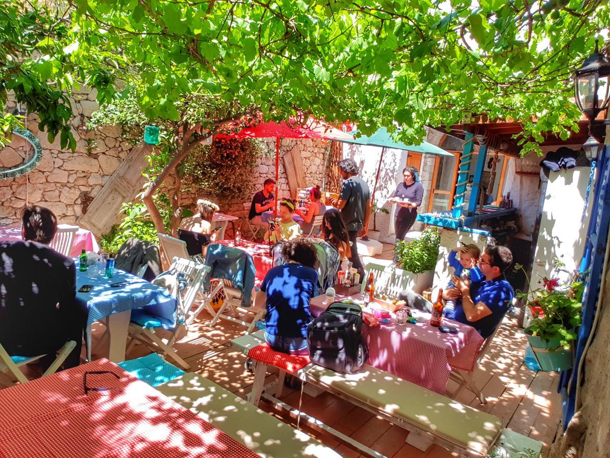 Afet Hanim Konagi Алачати Экстерьер фото